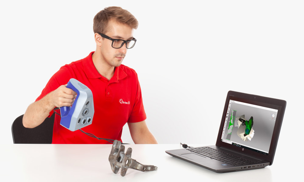 Scanning with Artec